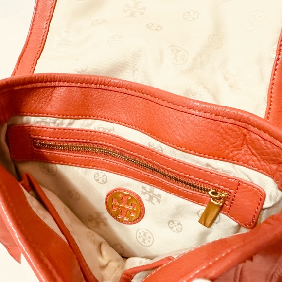 💯 Authentic Tory Burch Amanda Crossbody Handbag Orange - Picture 5 of 9